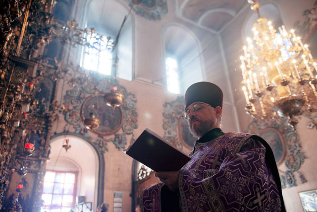 Ніч минула, а день наблизився…