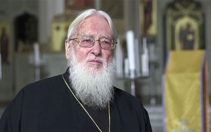 Митрополит Каліст (Уер): “Особисто я схвалюю регулярне причащання”