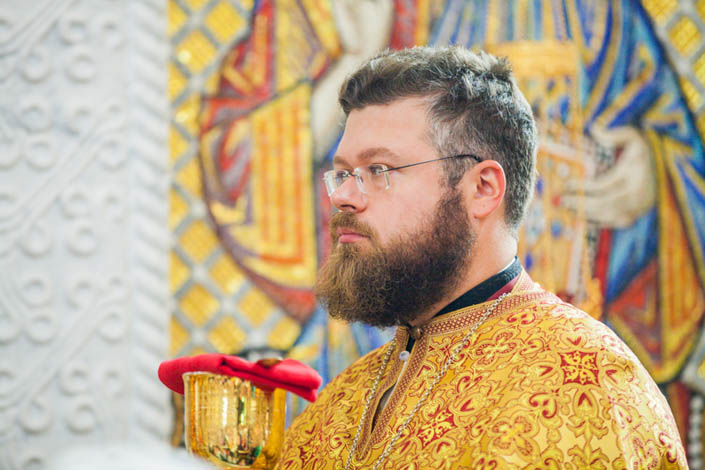 Літургію не потрібно “відбувати”, нею треба жити